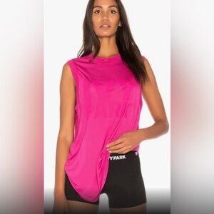 #1087 NWT Ivy Park Logo Tank in Fuchsia size small